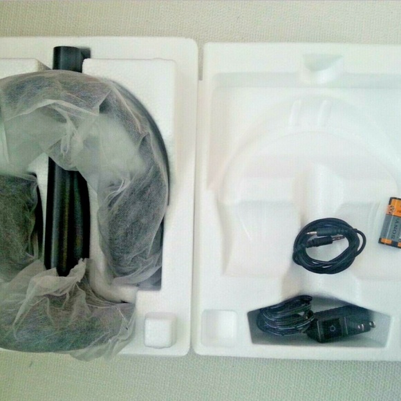 MDR-RF995RK Wireless Home Theater Headphones - Picture 4 of 6